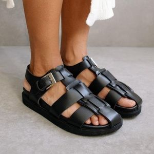 ALOHAS The Backbone Black Clog